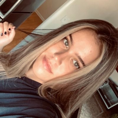 Elanasmithh's profile picture. i'm good luv, enjoy