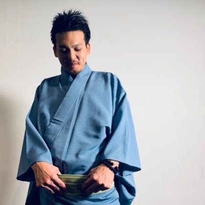 arrows_zero's profile picture. 沖縄市コザの商店街で着物屋と、商店街連合会の事務局長やってます。コザの商店街では『キングス商店街』という街のみんなでキングスを応援すると言う事もやってます！着物/浴衣/琉球キングス