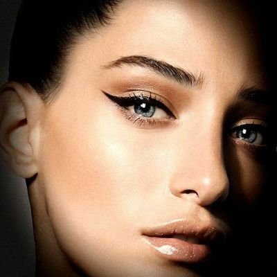 angiekarantoni's profile picture. fan acc