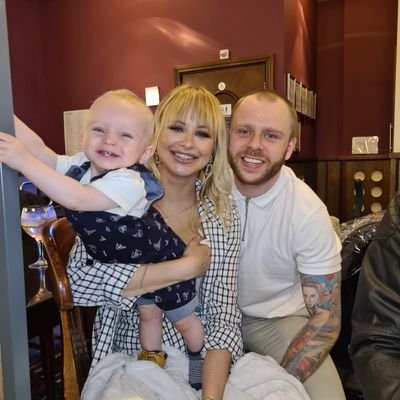 nathanbrown94's profile picture. Jessie💜 Arthur💙