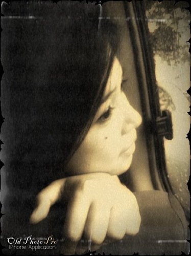 zazaellyza's profile picture. 