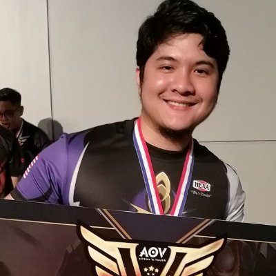 Lecturer, eSports advocator, TCG enthusiast, Shoutcaster.
