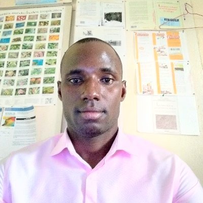 Ph. D. Linguistique,
Université de Yaoundé 1 (Cameroun).