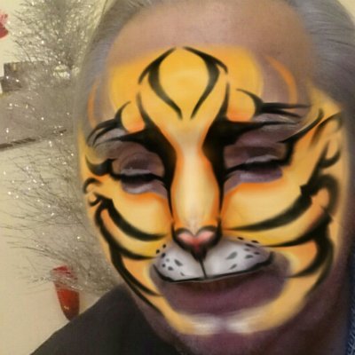 Linou13090's profile picture. Parti de rien pour arriver à rien mais tout seul
(Jean Carmet)