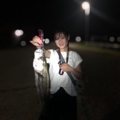 ♡×✌︎＝︎︎☺︎ 徳島/2020.8月から釣りデビュー/超超初心者🐟✨その季節に釣れる魚なんでも挑戦したい⸝⋆⸝⋆   釣り友ほしい👭🤍。 #釣りガール #アドバイス求む #情報交換したい