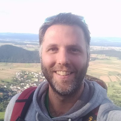 Landreau's profile picture. 