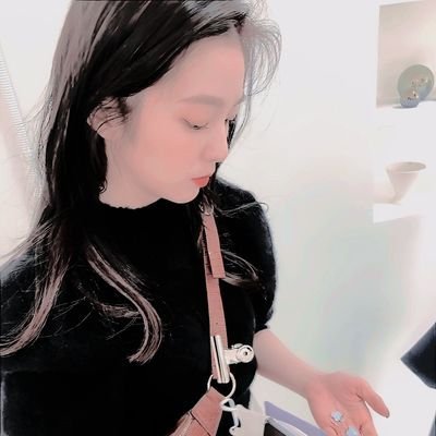 irenoebae's profile picture. ㅤㅤ ♡̷°˖  𝑼𝑵𝑹𝑬𝑨𝑳┊⋆ #𝑰𝑹𝑬𝑵𝑬 — Genuinely cute and lovely, an actually goddess who is full of beautiness and brings a lot of happiness  ༘ #⃝艾林