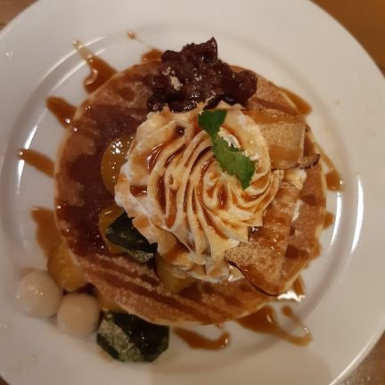 huiZBvqEF0nDEIl's profile picture. はやく社会人になりたい