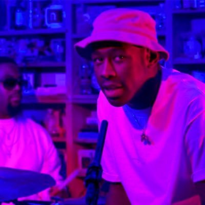 Stephen85932746's profile picture. Gpa:3.963 Student-Athlete🤓🏈 Defensive tackle#louisafootball💪🏾🏈‼️