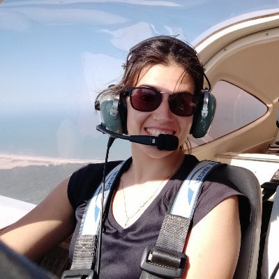 YaguezLaura's profile picture. Pilot (above all) - travel agent & more »
Junior Frontend Developer
https://t.co/vgQtF9CkJu…