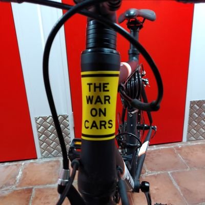 Firebolt_sbd's profile picture. M'agraden les bicicletes.