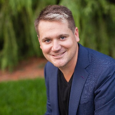 jeffvw_wa's profile picture. Seattle Sports. UW Huskies.