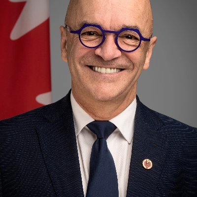 Sénateur indépendant du Nouveau-Brunswick, Canada (GSI). / Independent Senator for New Brunswick, Canada (ISG).