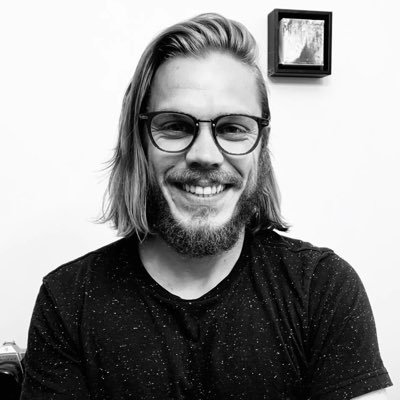 Political Science PhD candidate keen on the global political economy, big business and market processes in (global) politics, jiu jitsu, music, food and dogs.