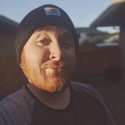 spicyspacecadet's profile picture. 29 | Transmasc + Queer | crafty hobgoblin |scrappy, feisty & hungry 🌈