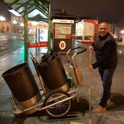 Emvarias Grupo Epm.
Administrador Zona Centro de la Ciudad/
Administrador de Empresas/Especialización en Gerencia de proyectos
Enamorado de Dios.