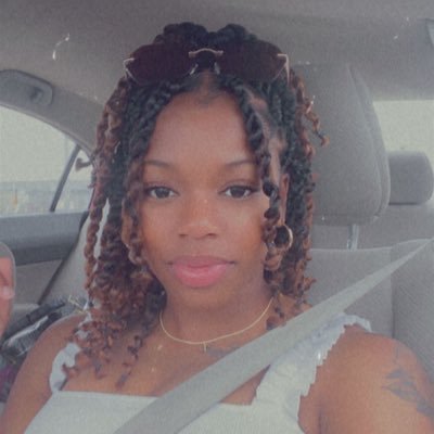 _aixelaj's profile picture. Uni of South Carolina 🐔