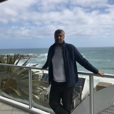 استغفر الله العظيم وأتوب اليه لي وللمسلمين والمسلمات والمؤمنين والمؤمنات الأحياء منهم والأموات