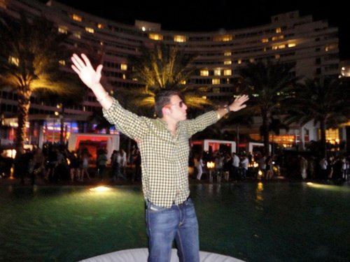 Serial Entrepreneur, Marketing Superstar, I dable a bit in nightlife. VP of Collegiate/Social Media marketing @ OrgStars, Collegiate Marketing Specialist @Mobli