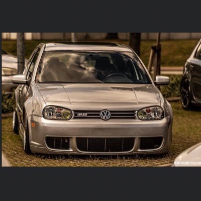 FrostMathias's profile picture. 