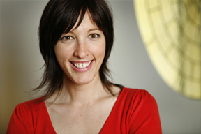 jmackay's profile picture. Recrutement de cadres - marketing, médias sociaux, rh, finances, assurances,