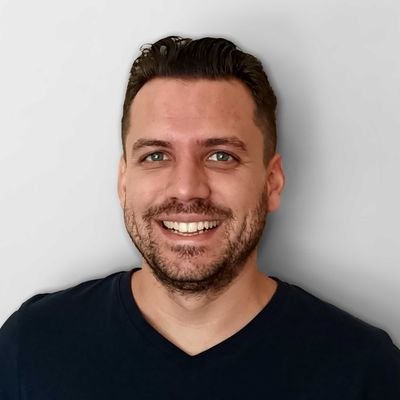 Head of Product Design @IriusRisk.
@DataBeersMLG Co-founder.
#Robotics #DataVisualisations #HCI #Malaguita