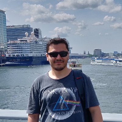 arturaleks's profile picture. Software engineer