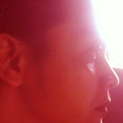 BoenBlackbird's profile picture. My eyes seek reality,..