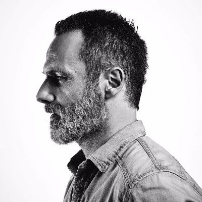 struclark's profile picture. Fan de las series de zombies y Ben 10.