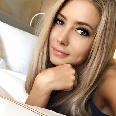 Jenny45308081's profile picture. traveling for business only