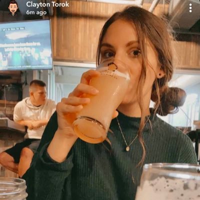 juliexoxomae's profile picture. hey, i’m just here for a good time  || 26 || OH—WI