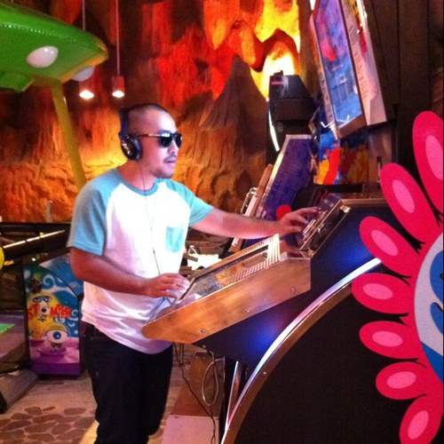 r_wardhana's profile picture. Intraday trader