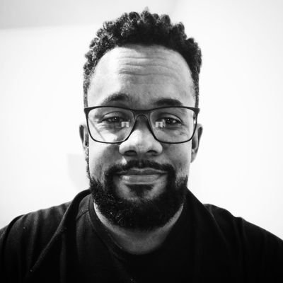 ederamancio's profile picture. Designer Gráfico, apaixonado por fotografia, criação 👊🏾
Pai da Lara, Lígia e marido da Elizabete