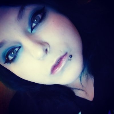 Goth🦇 Artist✍️ Existential crisis
#horrorfamily #ArtistonTwitter
Come follow my artwork and YouTube
YT: https://t.co/Z8WYdaskEK…