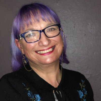 Social Worker. Educator. Feminist. Unionist. Live on Peramangk land, work on Kaurna land. French-Australian. Radical, left wing, tree hugging hippy.