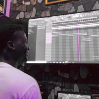 eazyondebeatz_ (@eazyondebeatz) 's Twitter Profile
