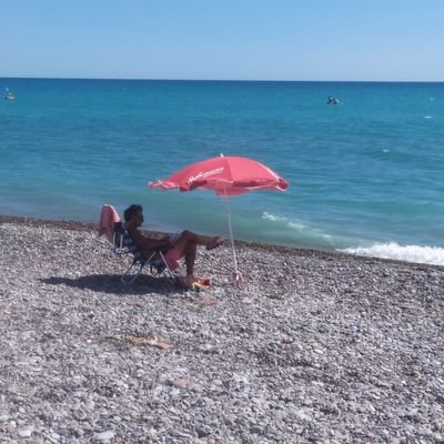 rebojota's profile picture. pegb,libre,el que tropieza adelanta dos pasos.