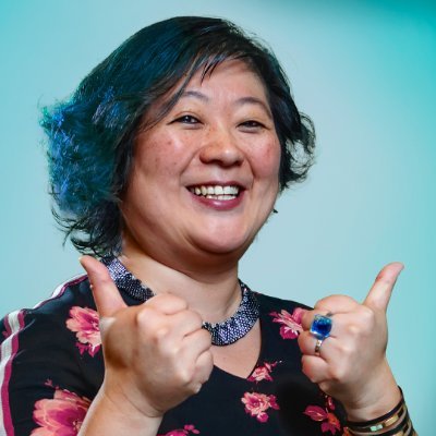 💪 Empowering Women in Leadership. Believes in the Power of Diversity.
😎 Change Maker, Speaker, Consultant, Trainer & Coach.
Expert in Human Centered Design