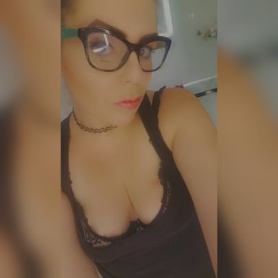 AlysonShor's profile picture. {the DREAM is 🆓
the HU$TLE is $old $eperately}