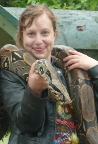 vbarrazal's profile picture. Cuando dejemos de ver en el otro al enemigo y veamos a un ser humano, estaremos avanzando.