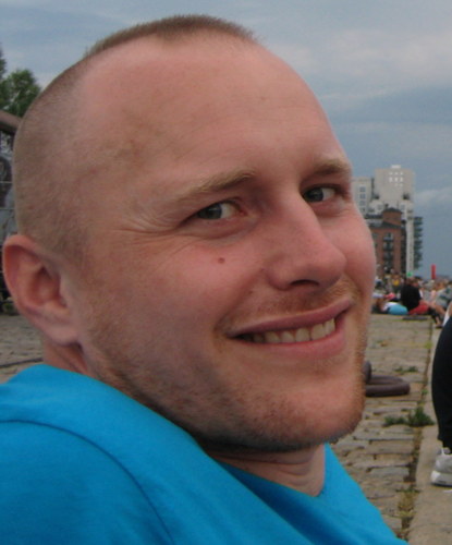 sofushansen's profile picture. SAN and Linux engineer. Motorcycle roadracer. Nerd