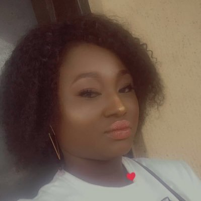 I am calm😎 and cool🤩lady👩🏽🦰 I don’t like cheating 👌🏼