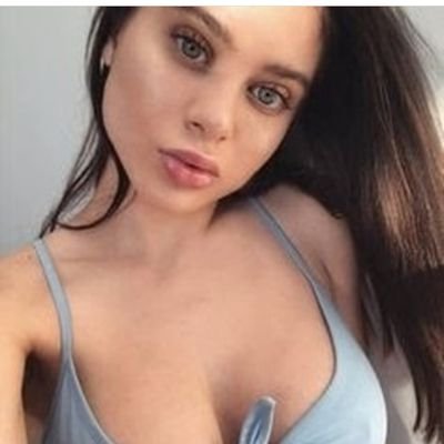 TinaSco24094676's profile picture. Am just happy to be here