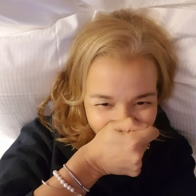 AmoPlatone's profile picture. Non tratto coi terroristi (cit.)
finché dormirete combatteremo per VOI.
che cosa vuoi che mi importi?