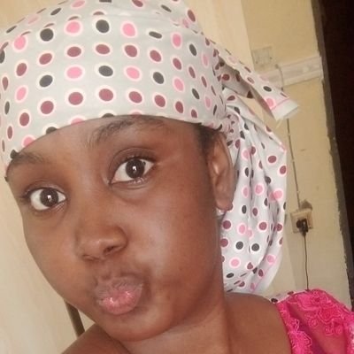 FateemahMohamm9's profile picture. Mommy's girl 😍💖
Daddy's princess 😍💝
Sk's pride 🤩😘