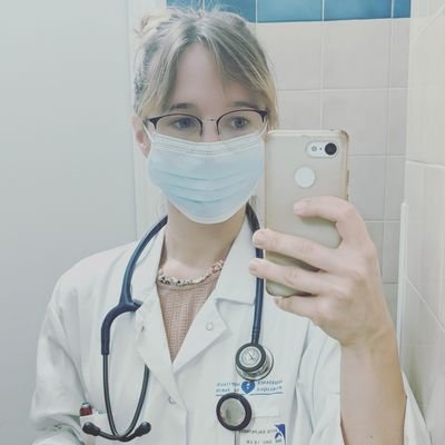 PhD in cognitive neuroscience🧠 in the process of becoming an MD👩🏼⚕️ @MedecineSU
and a mom of two on top of all this 👩👧👦🤯