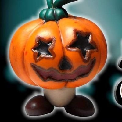 bearvalvoline's profile picture. Cosecha premium, extraño ser que ama la pizza con piña, y el caldo en verano.