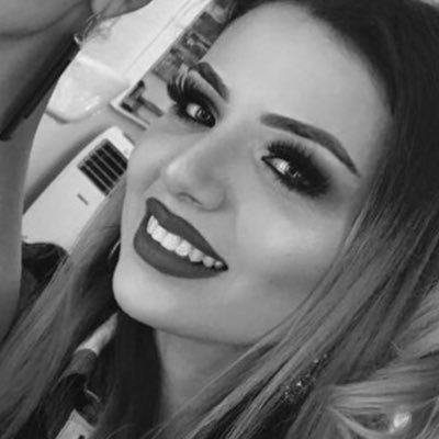 read_with_alice's profile picture. Ag.booklife