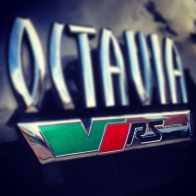 TwitterBot re-tweeting anything in the world of Twitter to do with the mighty Octavia vRS. I'm a bot, I can't/won't follow you back!