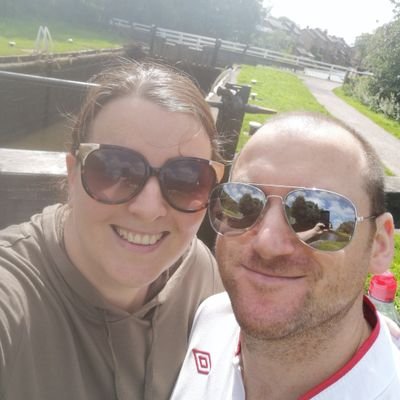 full_of_sweens's profile picture. 